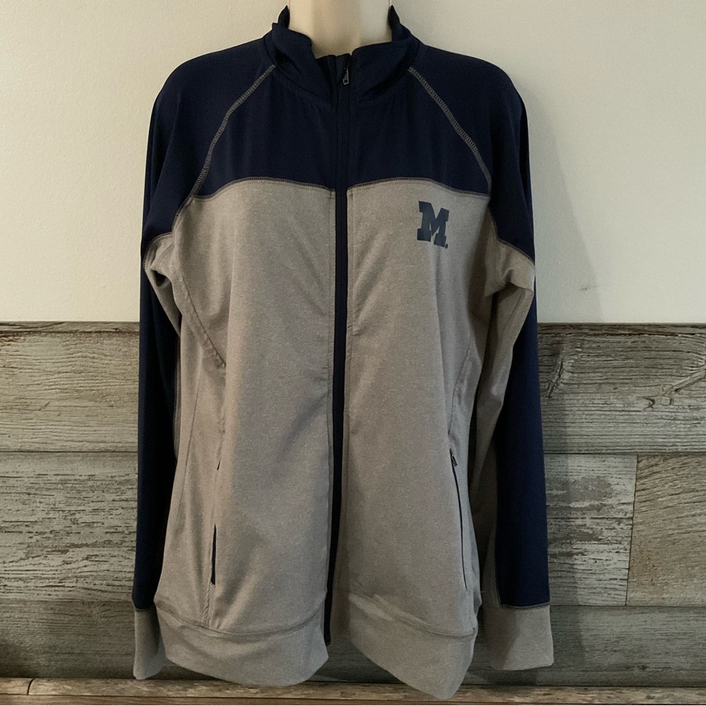 Michigan Wolverines full zip jacket women’s size Large (12/14)